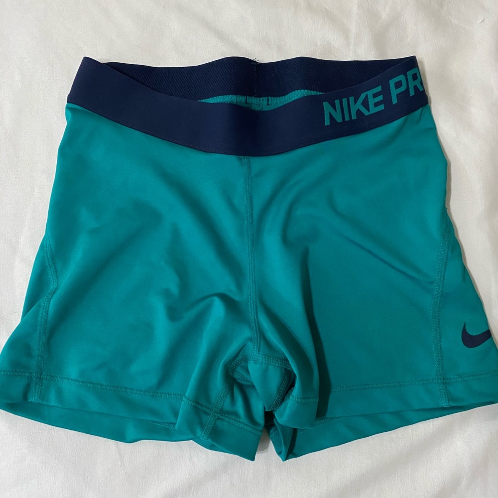 NIKE PRO compression shorts
